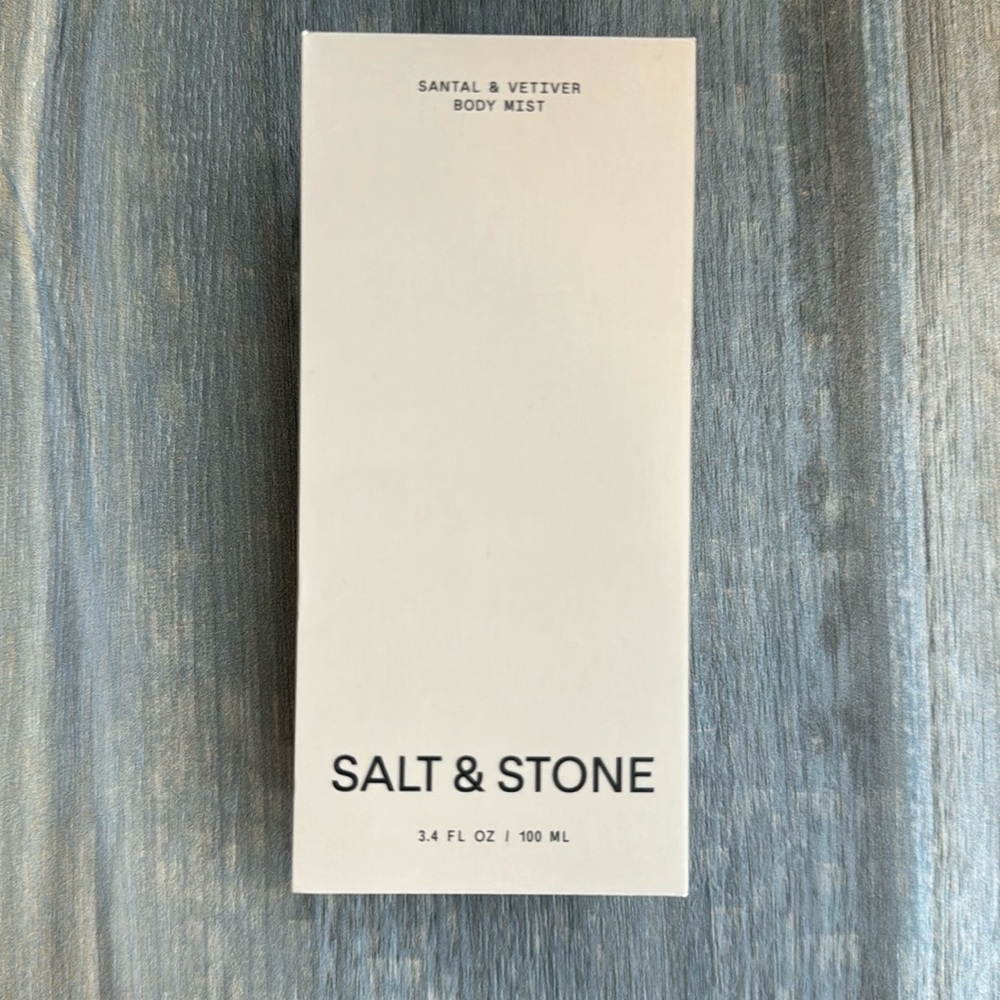 SALT & STONE Santal & Vetiver Body Mist